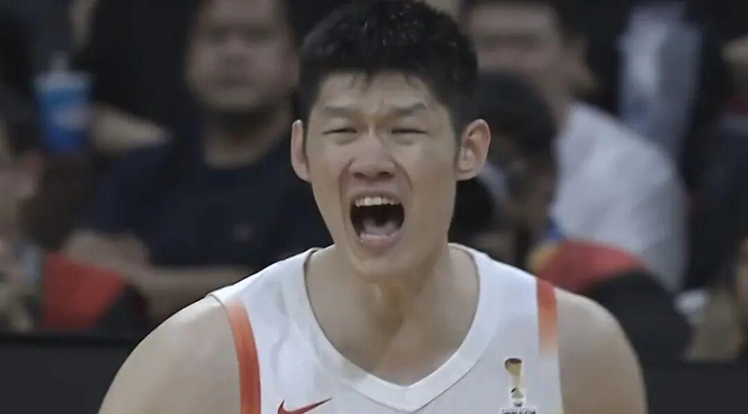 百家乐官网-半场结束，中国男篮暂时落后