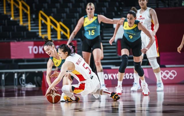 关键6罚全中+完美边线球！女篮强擒袋鼠锁定八强！